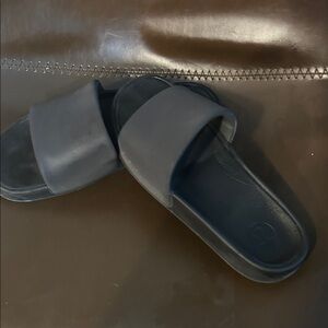 Lululemon Restfeel Black Slide Sandals (8)